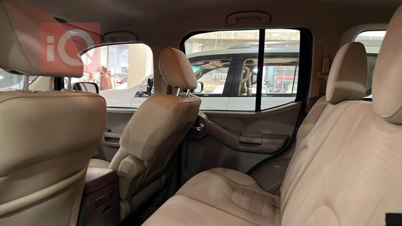 نیسان ئێکستێرا